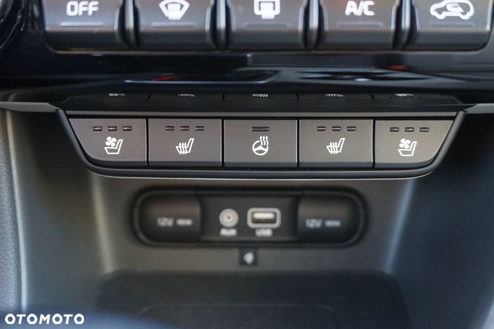 Kia Sportage 2,0 CRDI AWD Platinum - 10