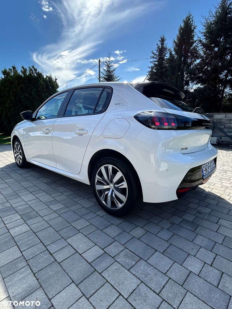 Peugeot 208 - 3