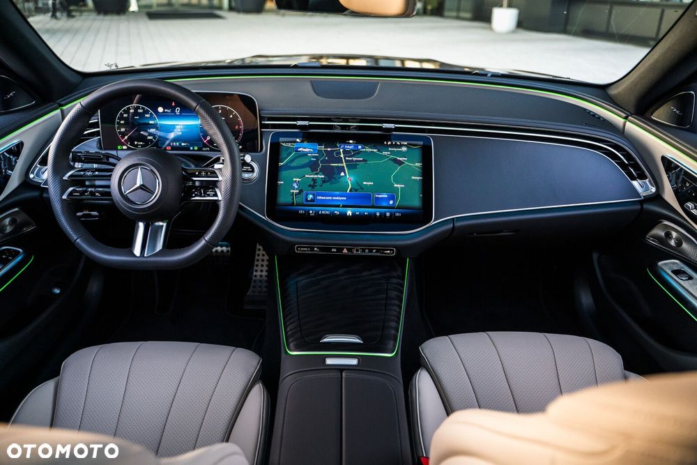 Mercedes-Benz Klasa E - 18