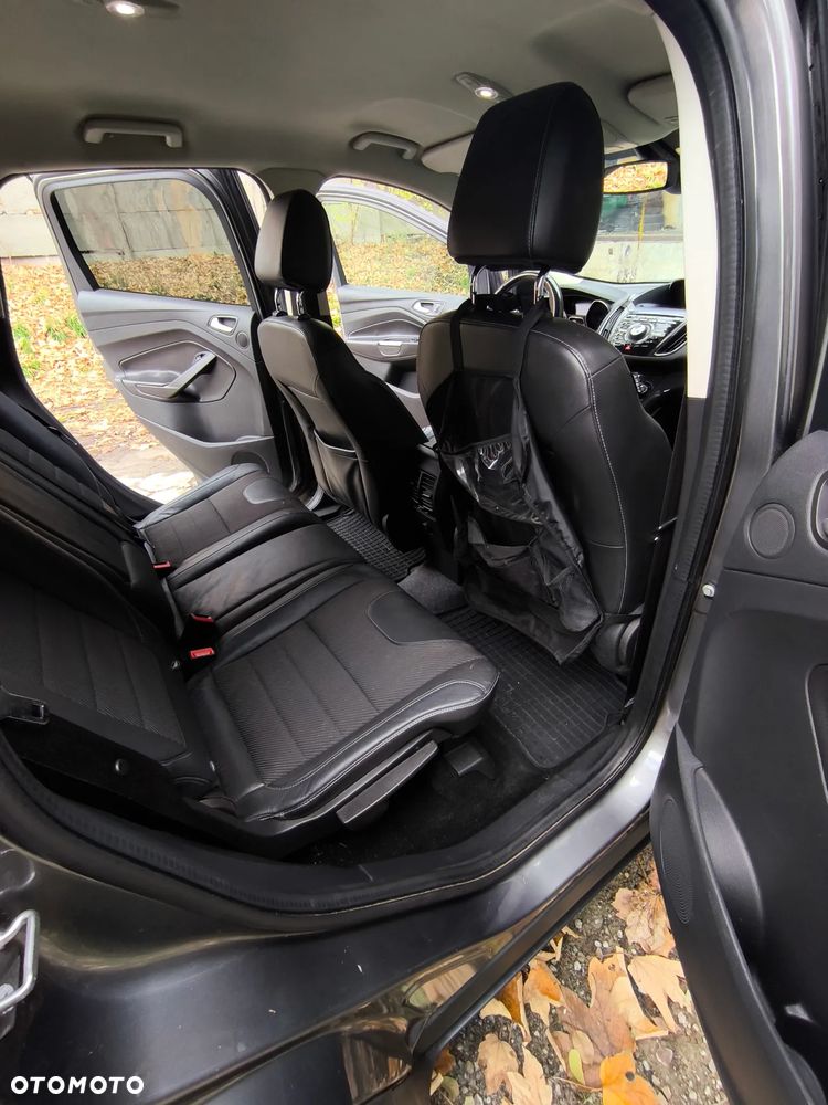 Ford Kuga 2.0 TDCi 4WD Titanium Plus - 12