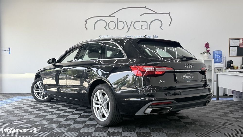 Audi A4 Avant 30 TDI Advanced S tronic - 11