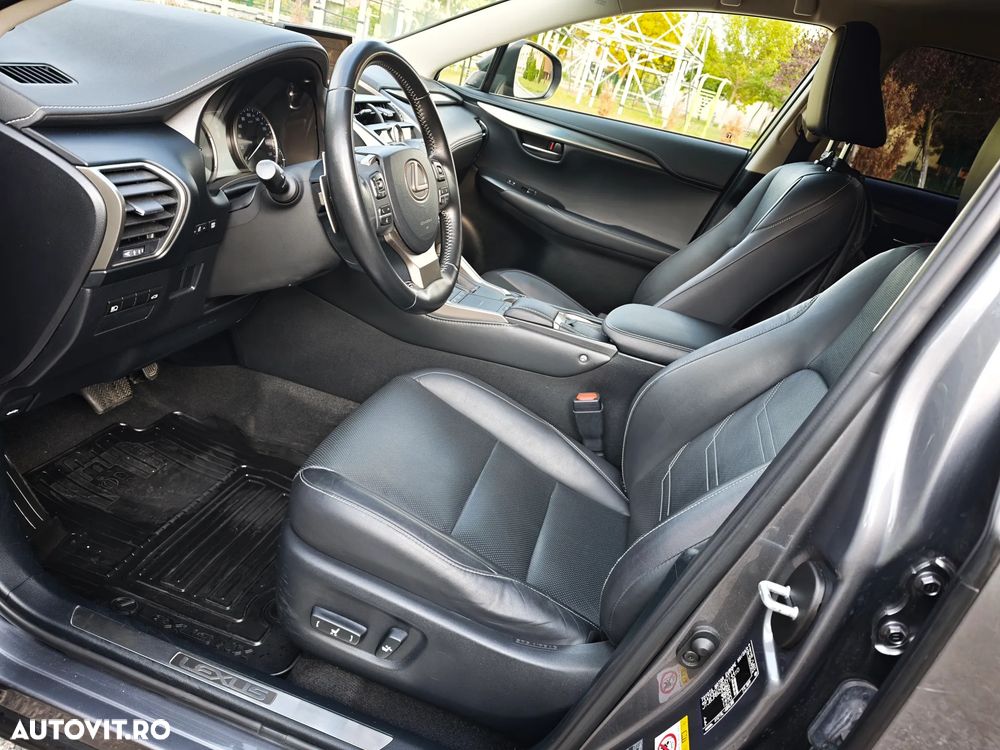 Lexus Seria NX 300h AWD Executive Plus - 16
