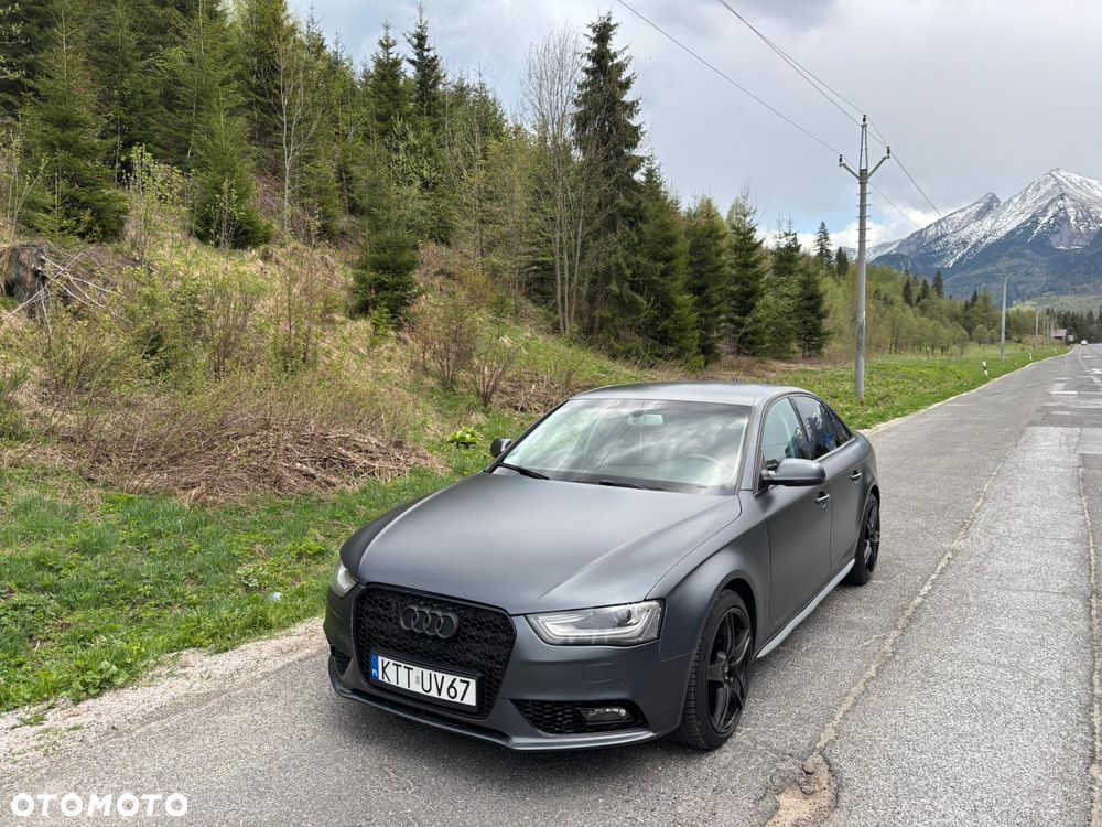 Audi A4 Limousine - 2