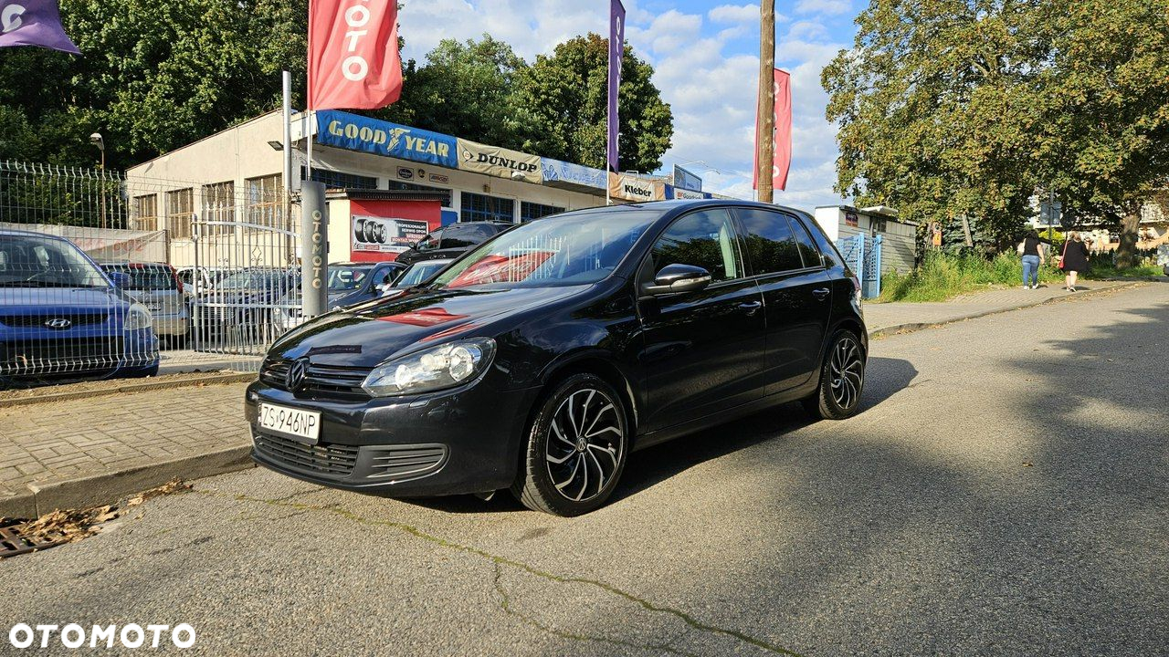Volkswagen Golf VI 1.6 Comfortline - 16