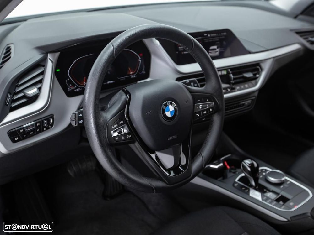 BMW 116 d Auto - 16