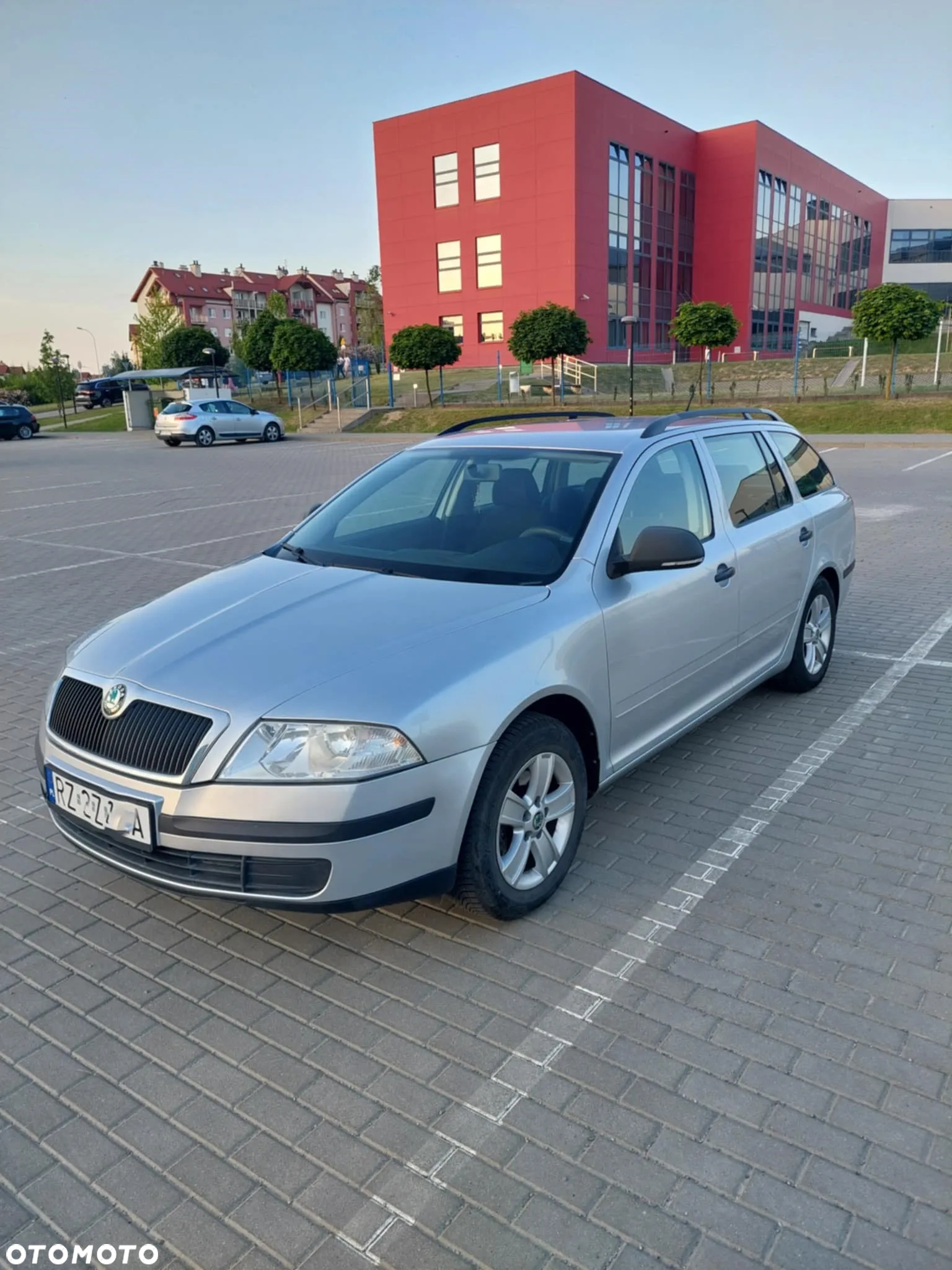 Skoda Octavia 1.6 Classic - 2