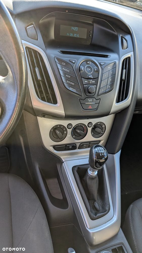 Ford Focus 1.0 EcoBoost Trend - 14