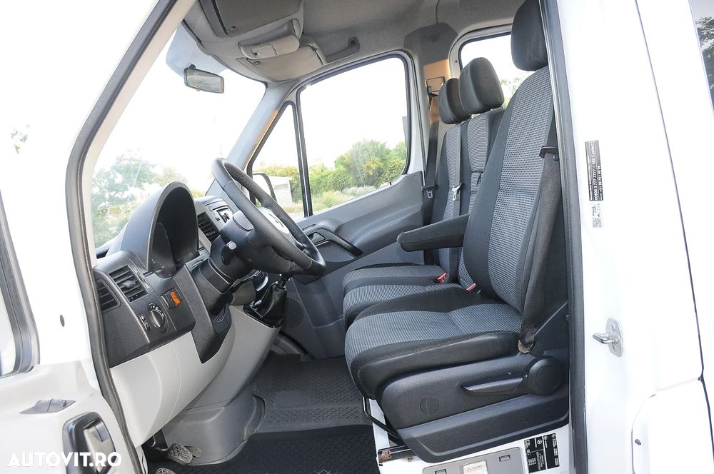 Mercedes-Benz Sprinter - 6