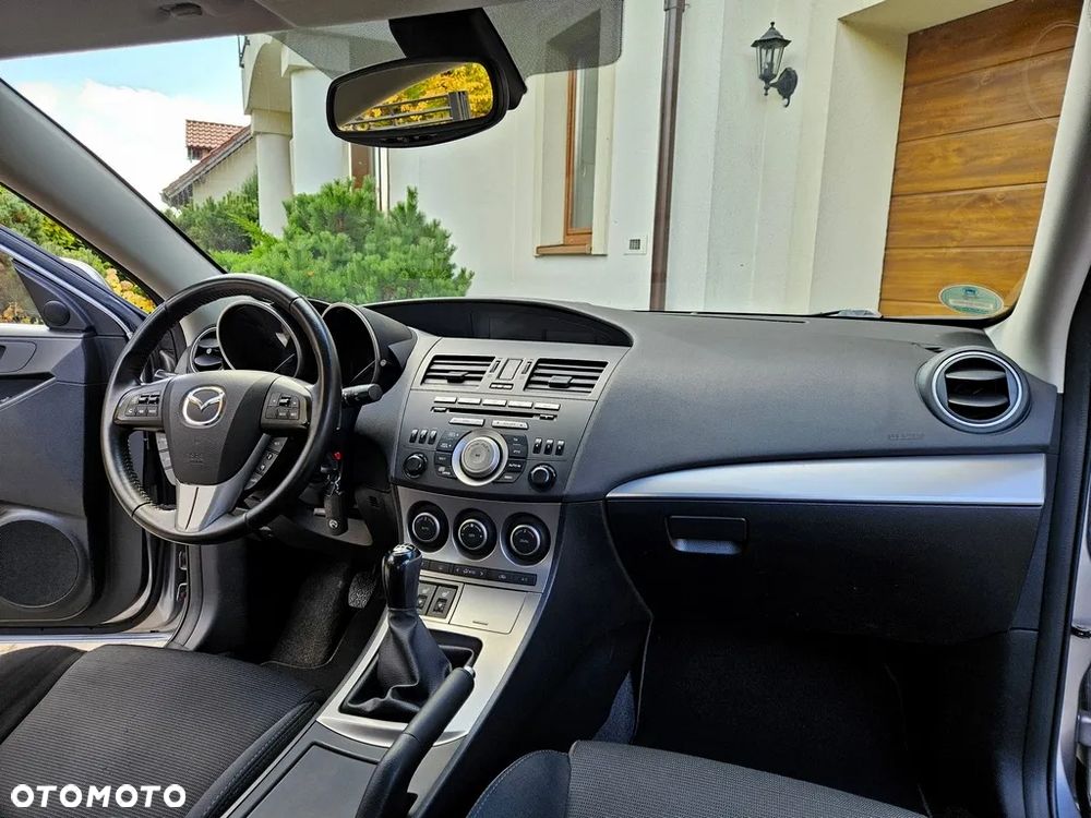 Mazda 3 - 13