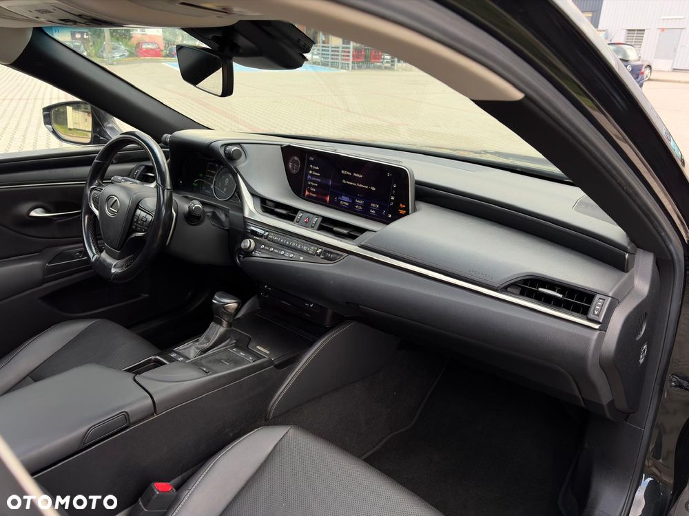 Lexus ES 300h Elegance - 18