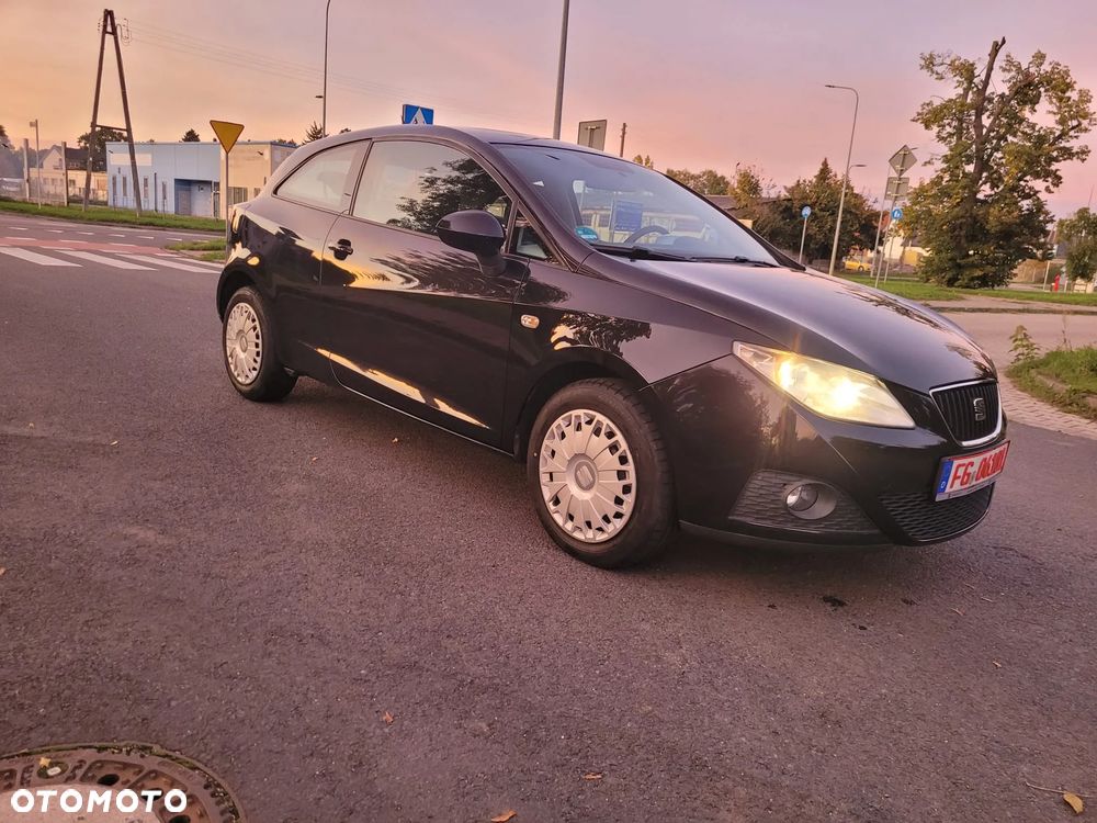 Seat Ibiza SC 1.4 16V Reference - 3