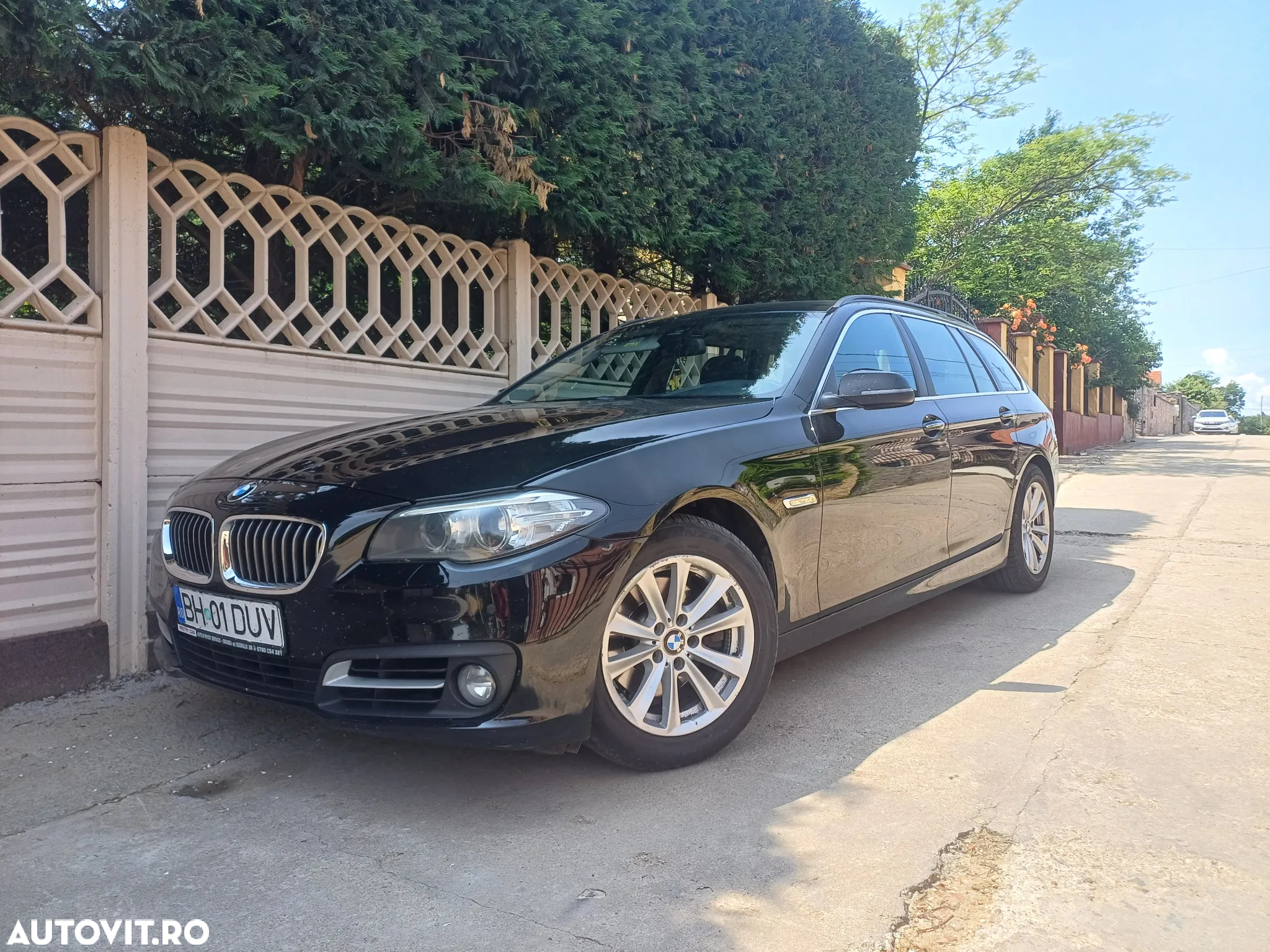 BMW Seria 5 520d - 8