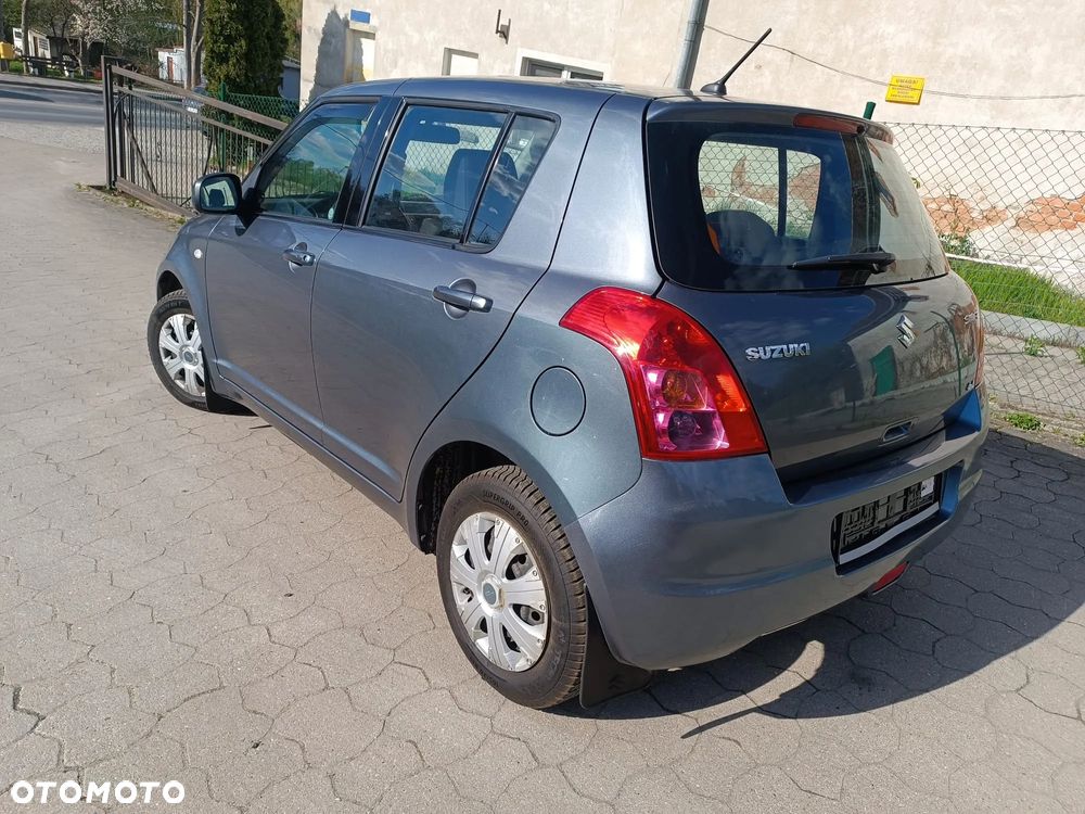 Suzuki Swift 1.3 4x4 Comfort - 3