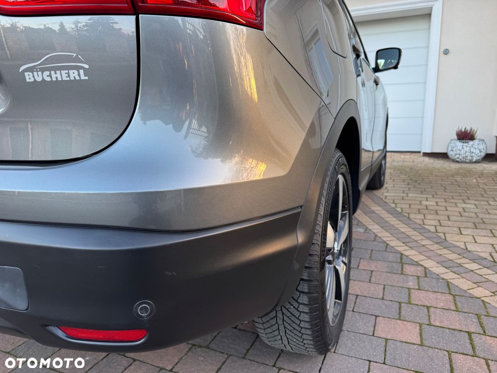 Nissan Qashqai - 13