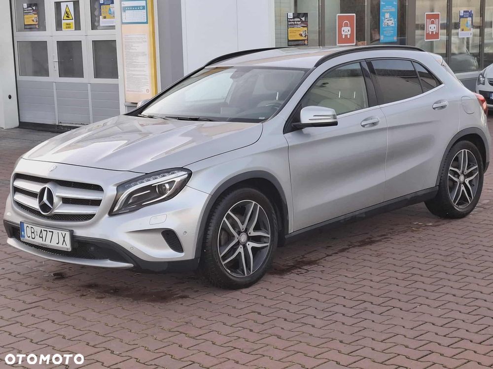 Mercedes-Benz GLA - 1
