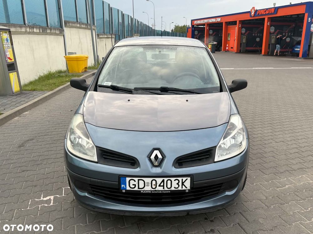 Renault Clio - 2