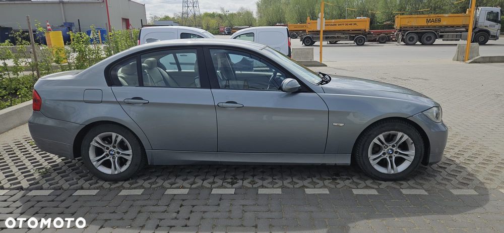 BMW Seria 3 320d DPF - 7
