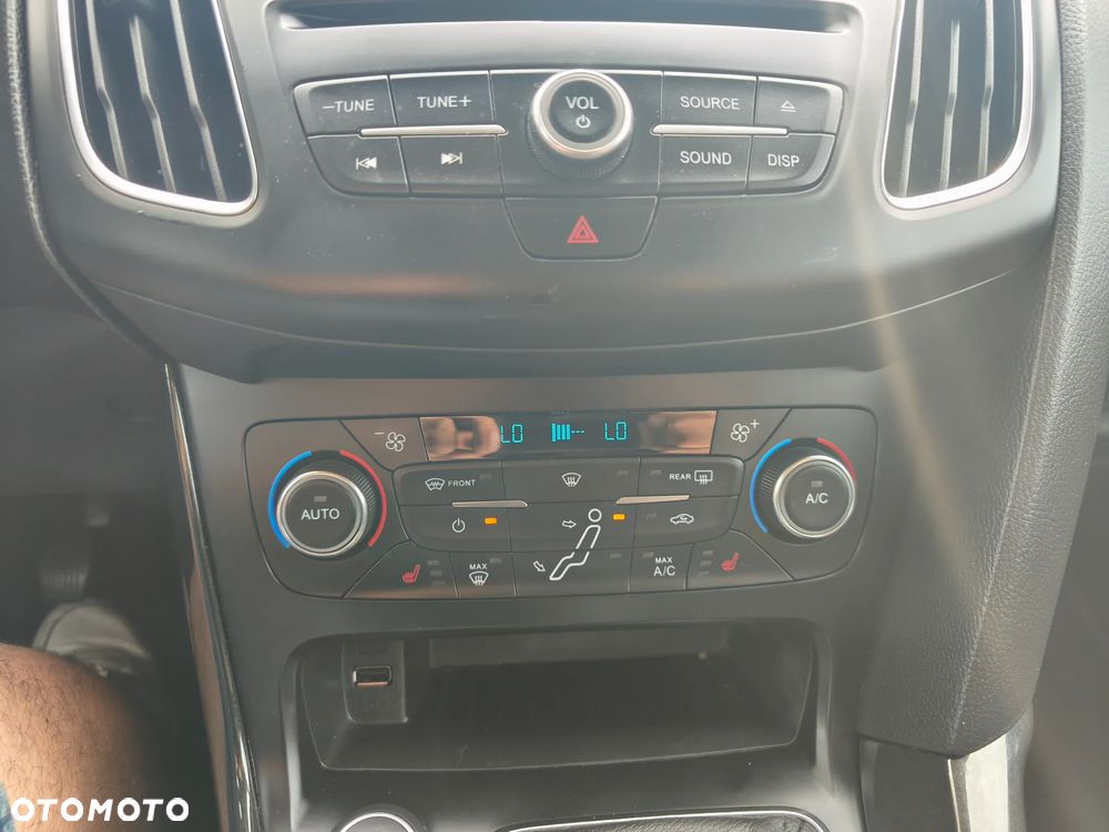 Ford Focus 1.5 TDCi Titanium - 28