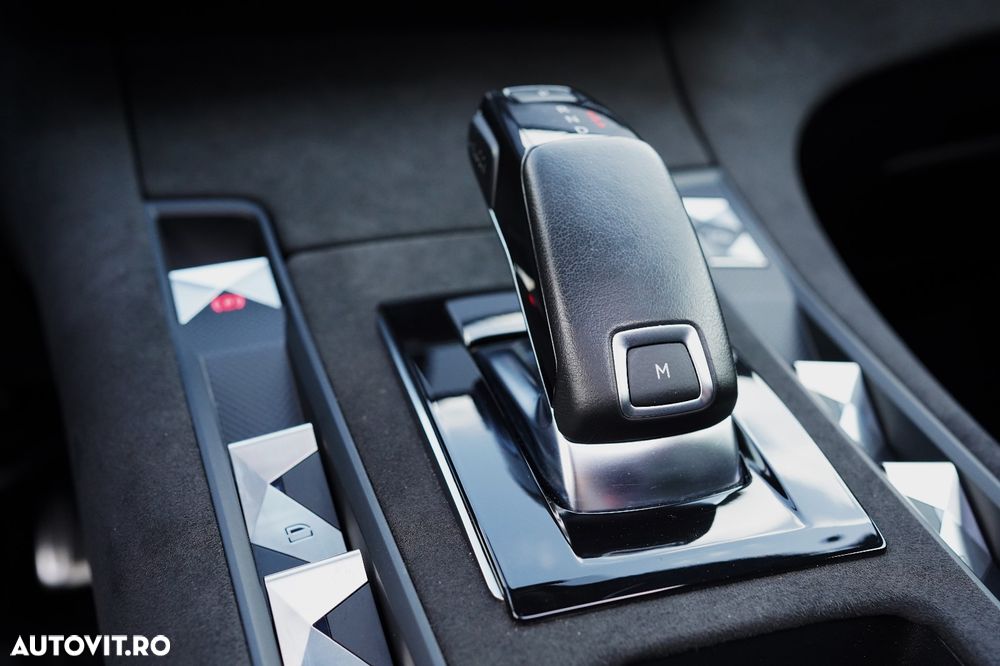 DS Automobiles DS 7 Crossback - 6