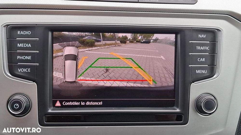 Volkswagen Passat 1.6 TDI (BlueMotion Technology) DSG Comfortline - 19