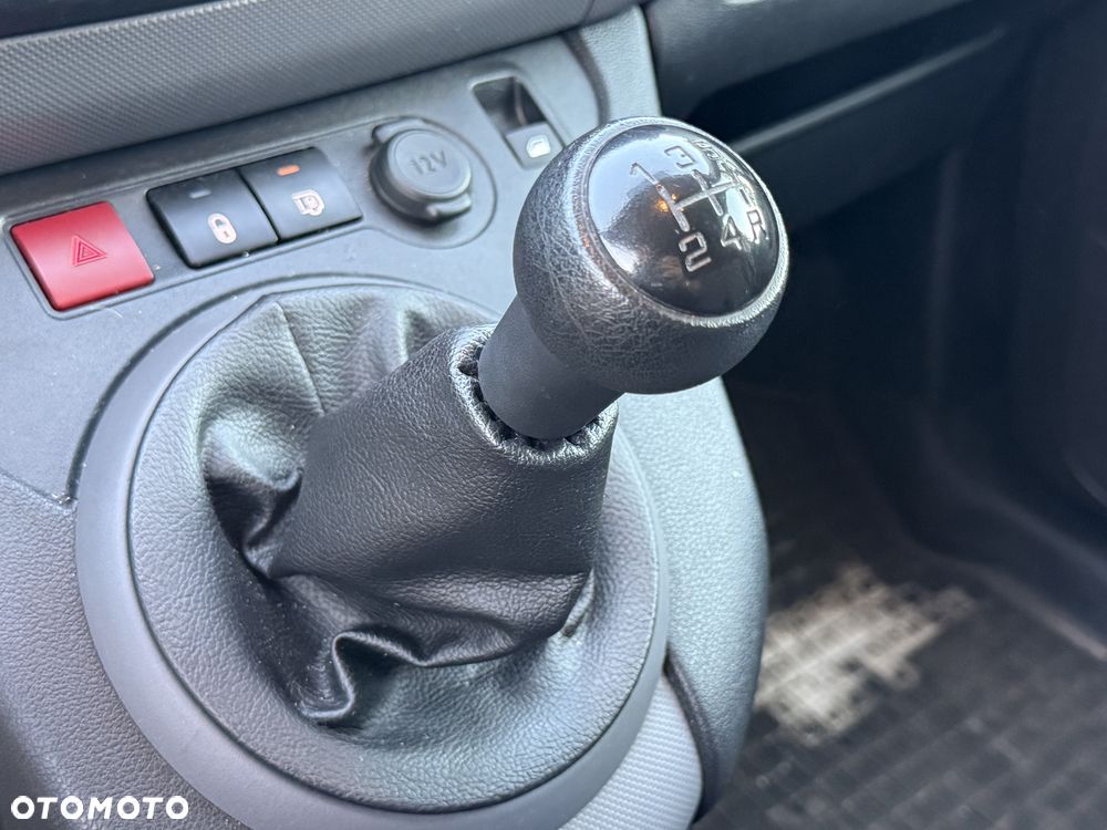 Peugeot Partner - 15