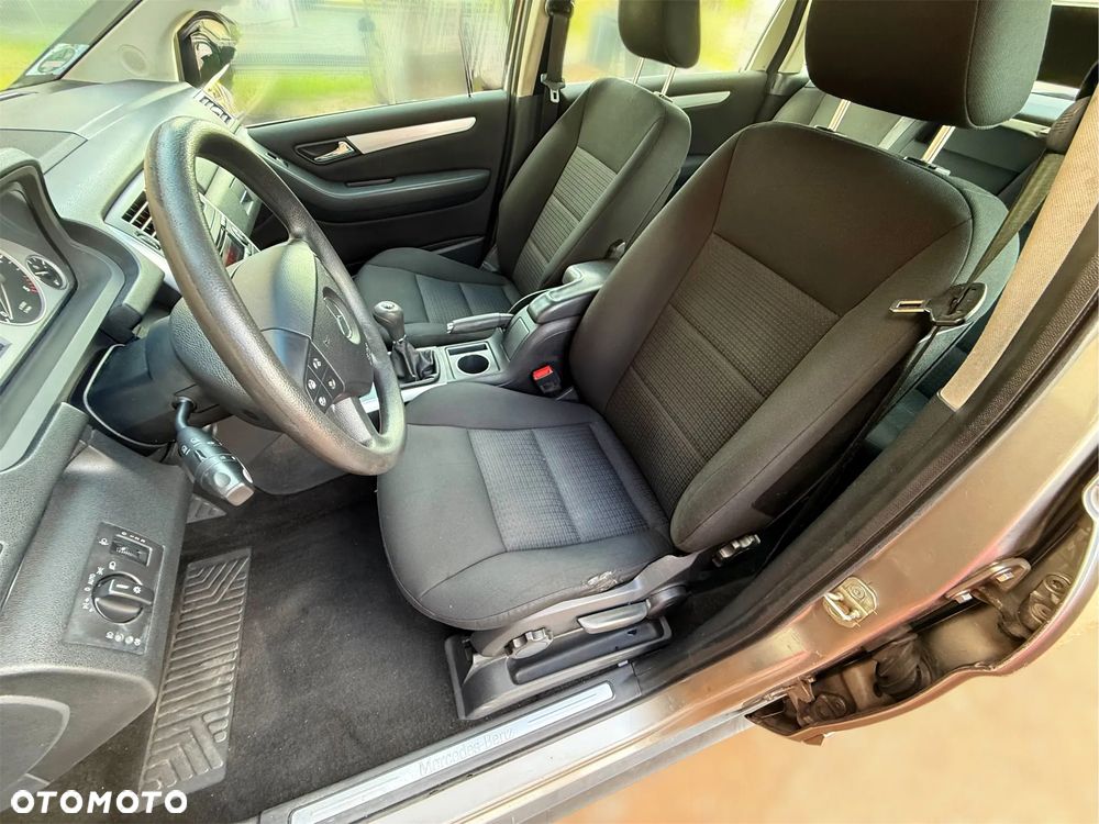Mercedes-Benz Klasa B 180 CDI Special Edition - 8