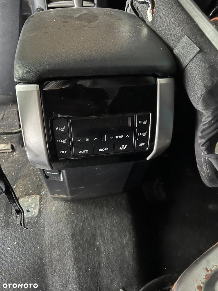 Toyota Land Cruiser 2.8 D-4D Automatik Executive - 6