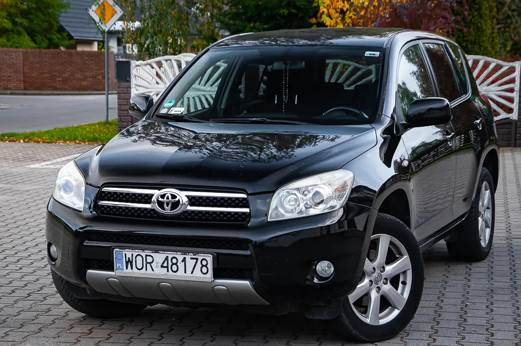 Toyota RAV4 2.2 D-4D Prestige - 10