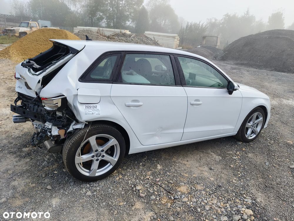 Audi A3 Sportback - 15