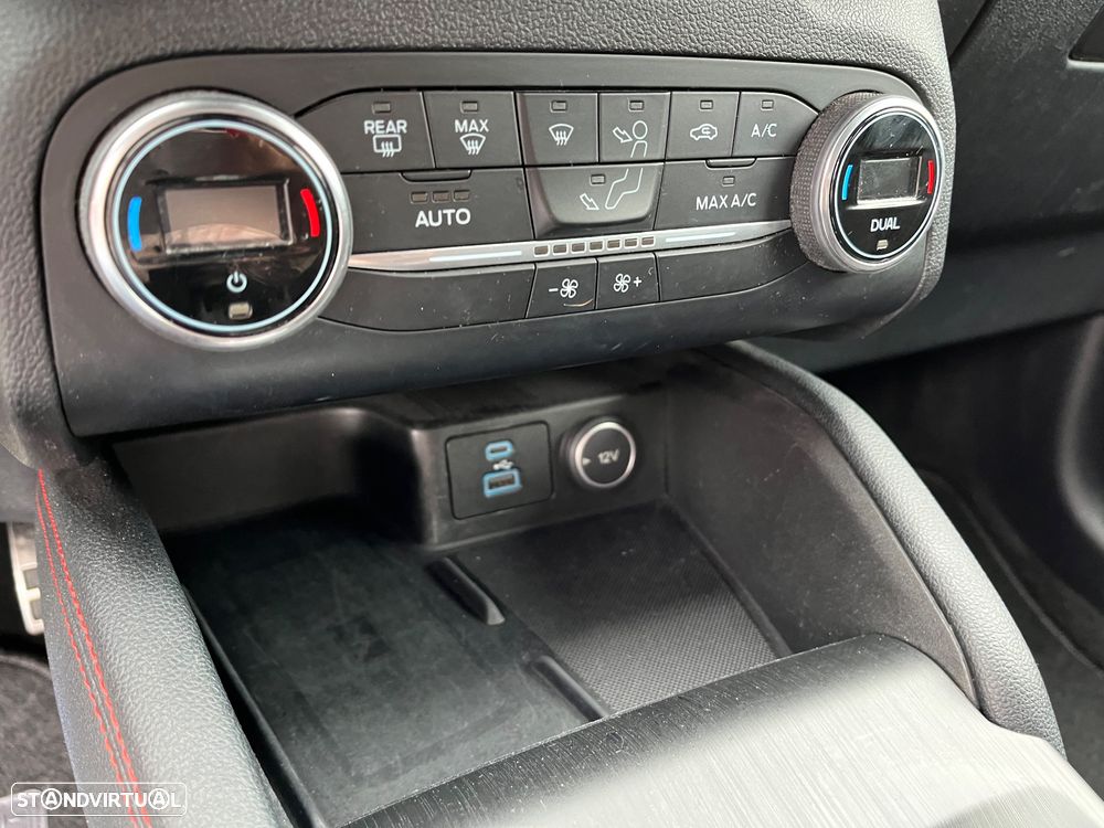 Ford Kuga 2.5 FHEV ST-Line - 40