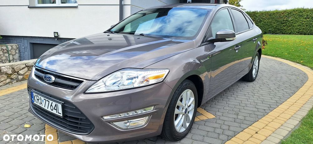 Ford Mondeo 1.6 T Ambiente - 12