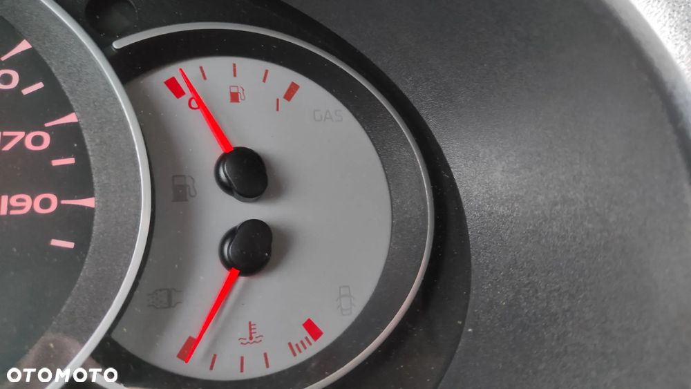 Renault Kangoo ENERGY dCi 90 FAP Start & Stop TomTom Edition - 23