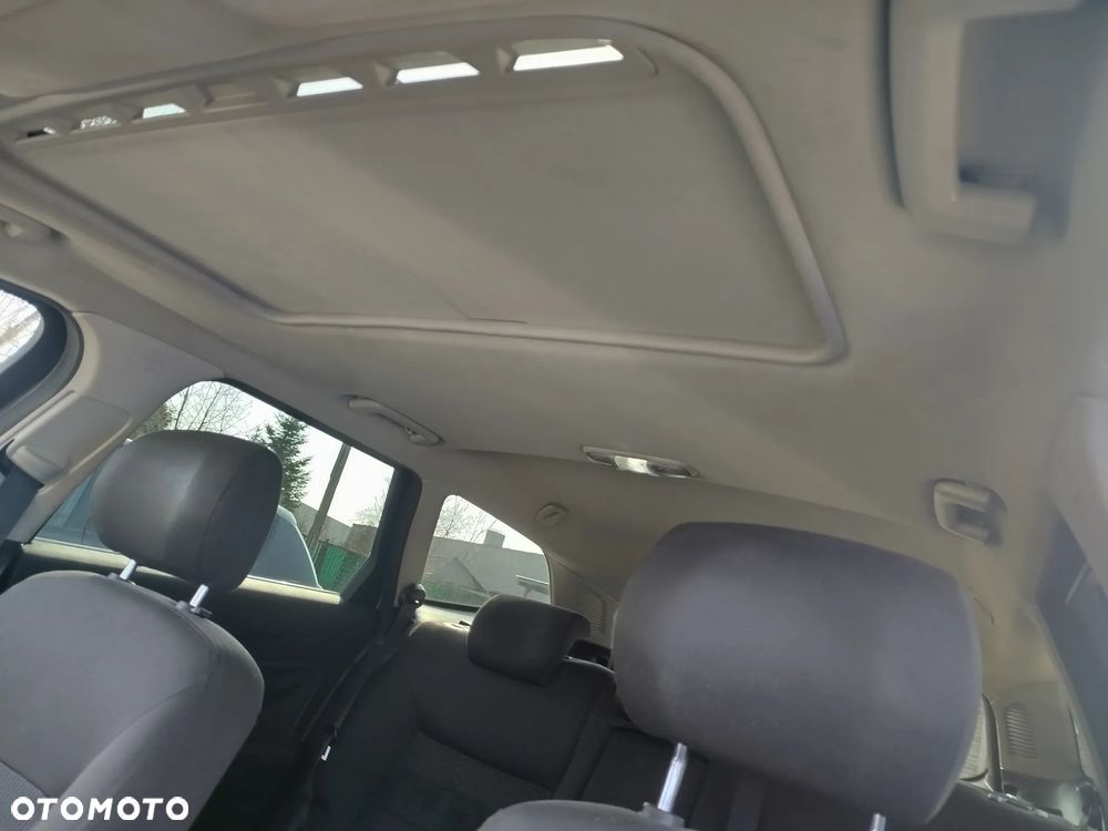 Ford Mondeo 2.0 TDCi Titanium - 11