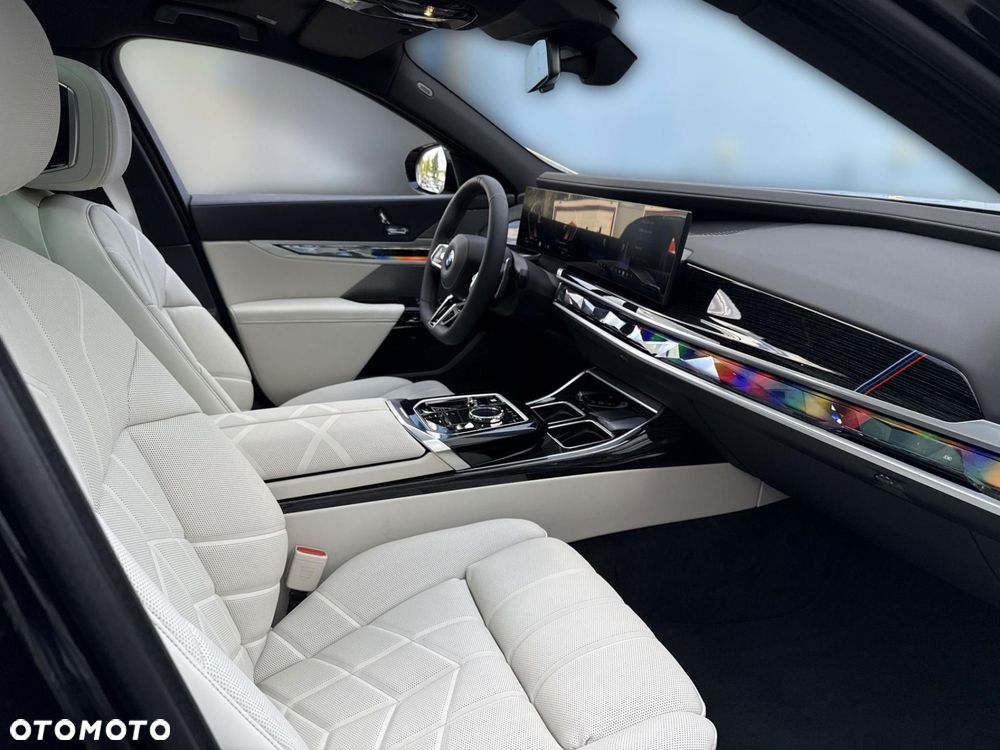 BMW Seria 7 - 20