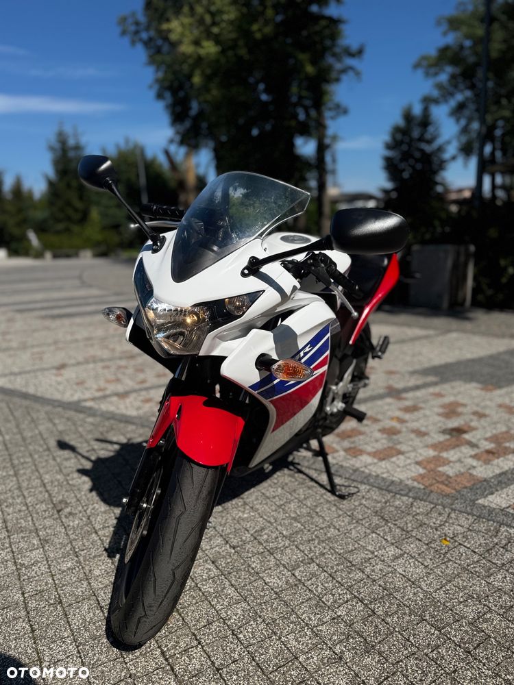 Honda CBR - 4