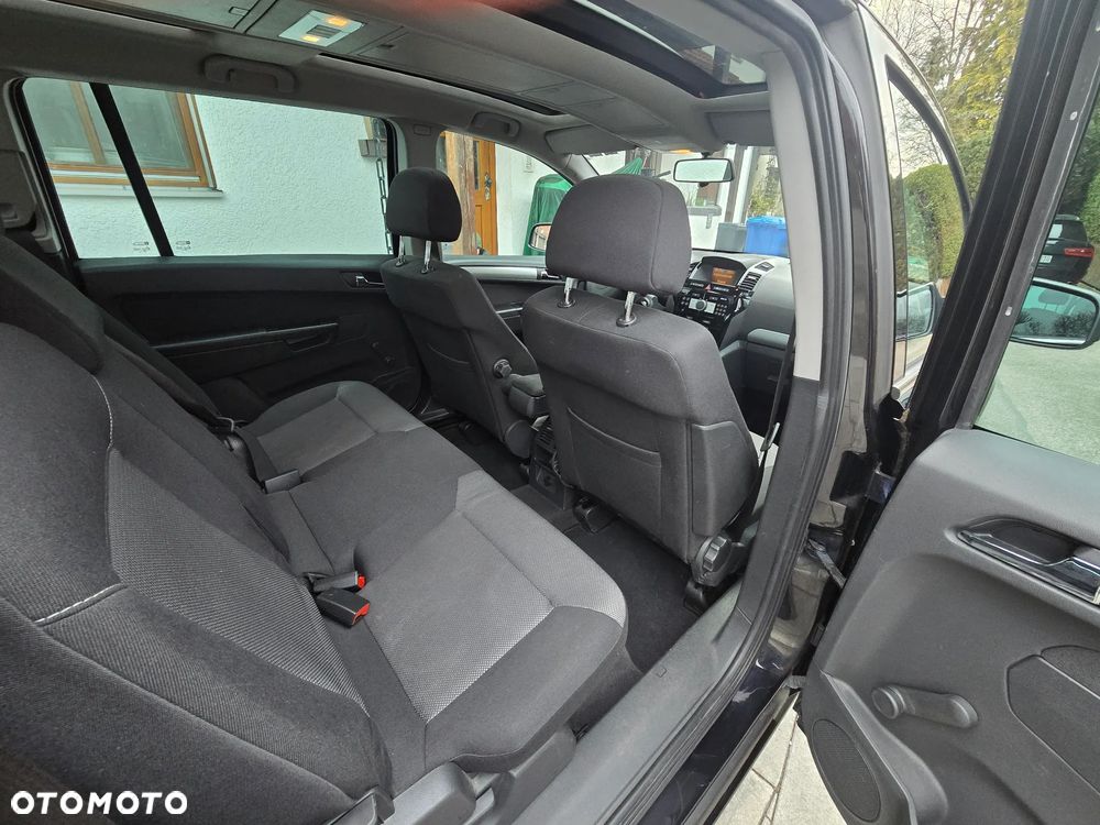 Opel Zafira 1.8 Innovation 110 Jahre - 29
