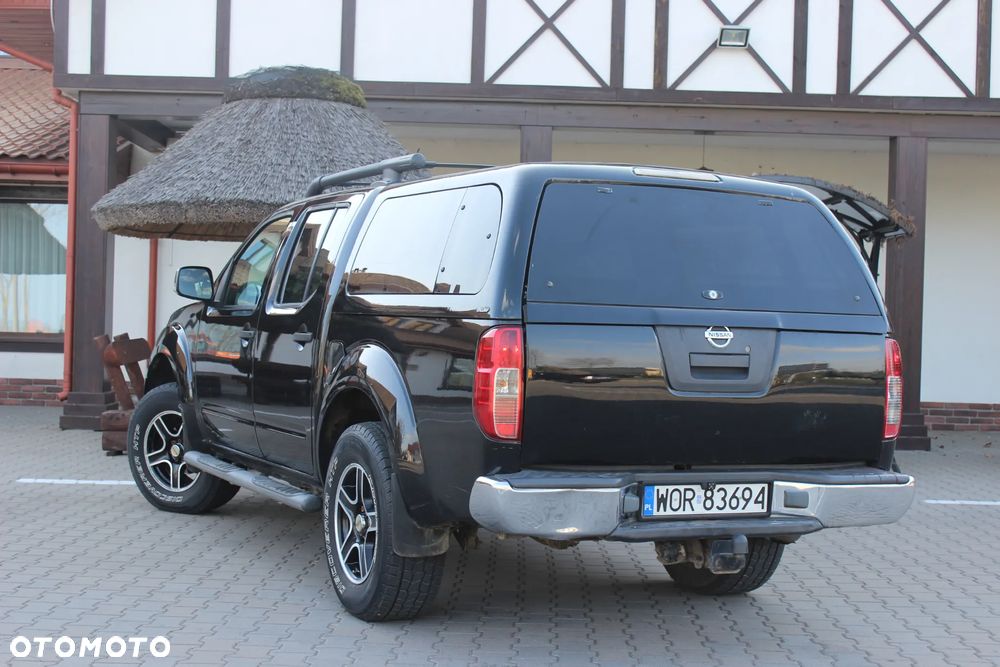 Nissan Navara 2.5 D Platinum - 4