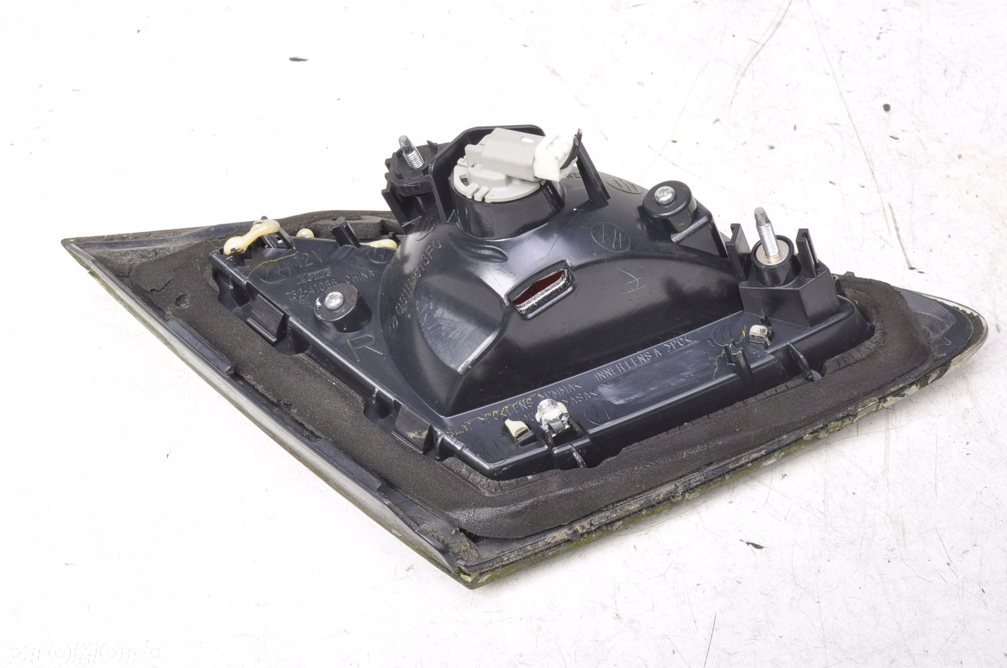 MAZDA 6 II GH LAMPA PRAWA TYLNA W KLAPE 132-41055 - 3