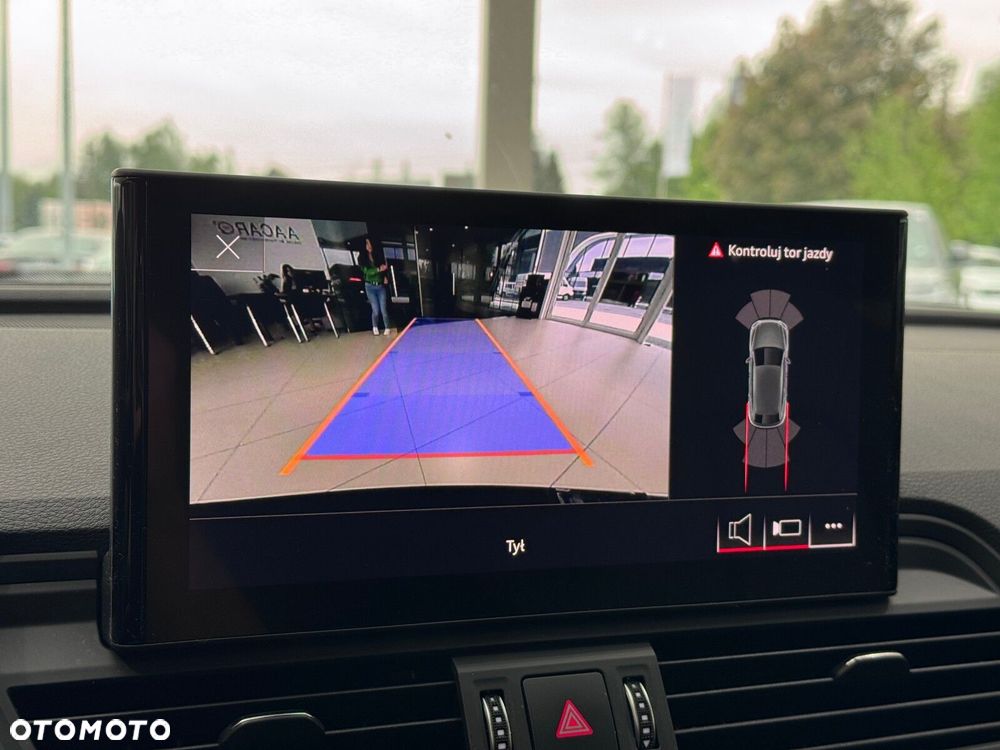 Audi Q5 Sportback - 38