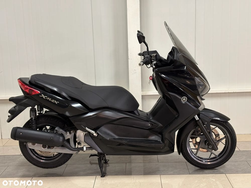 Yamaha X-max - 5