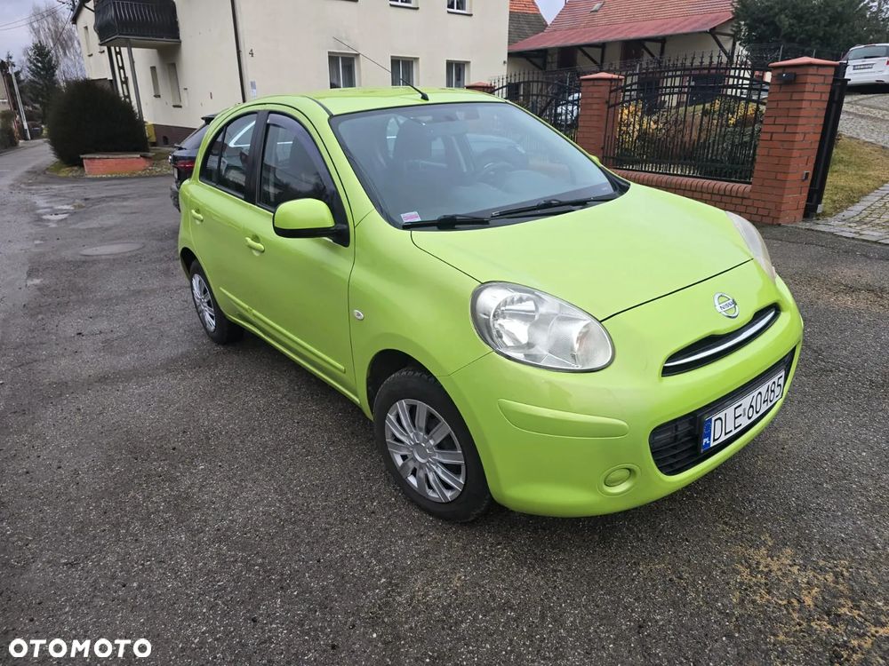 Nissan Micra - 1