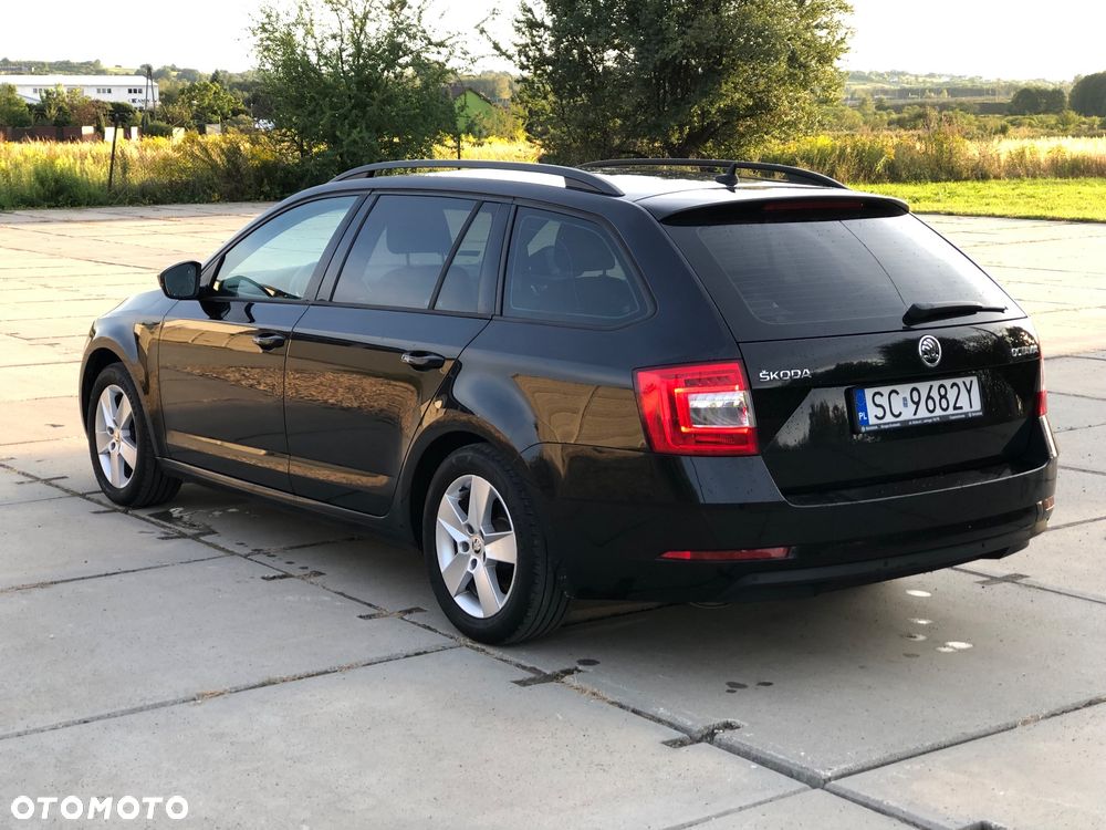 Skoda Octavia 2.0 TDI SCR Ambition DSG - 3