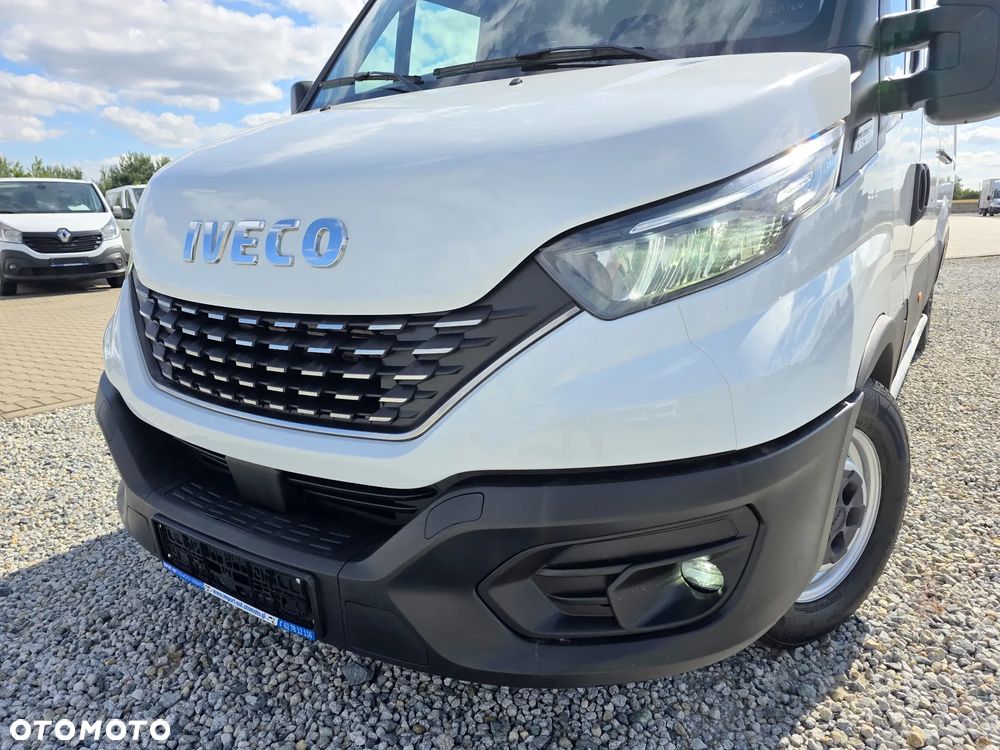 Iveco 35-160 2,3 HPI 160 KONNY MAX MAXI KLIMA 2 X BOCZNE DRZWI WEBASTO LEDY HIMATIC 8 BIEGOWY GWARANCJA 4,8M PAKA - 10