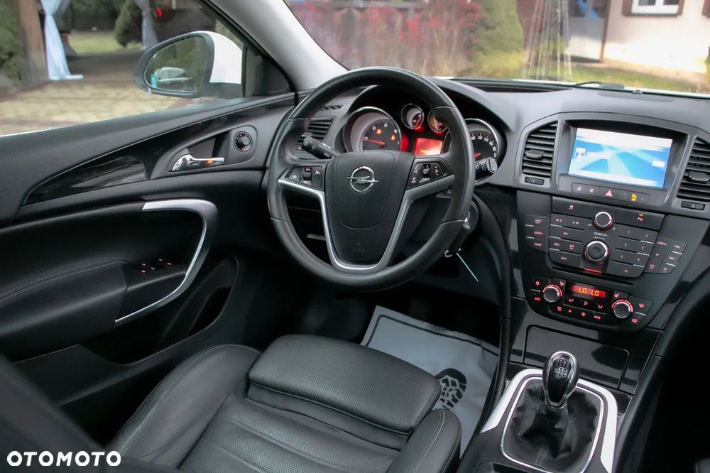 Opel Insignia 2.0 CDTI - 19