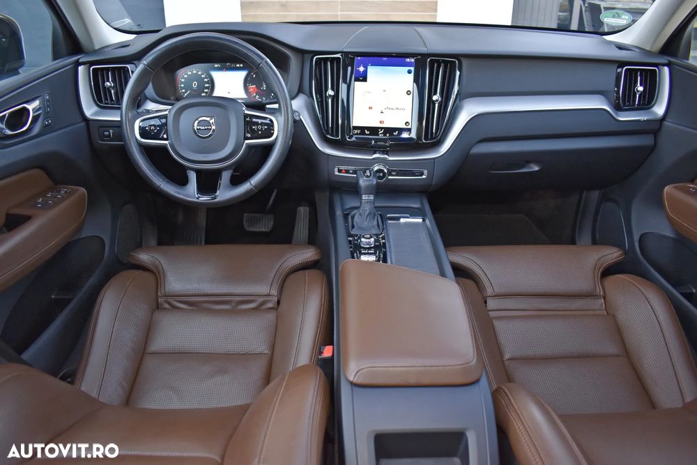 Volvo XC 60 D5 AWD Geartronic Inscription - 11