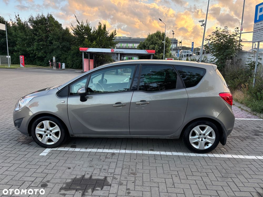 Opel Meriva 1.4 T Cosmo - 2