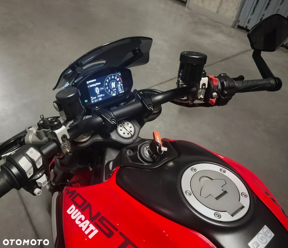 Ducati Monster - 4