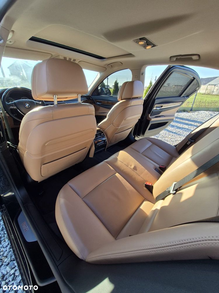 BMW Seria 7 730d xDrive - 15