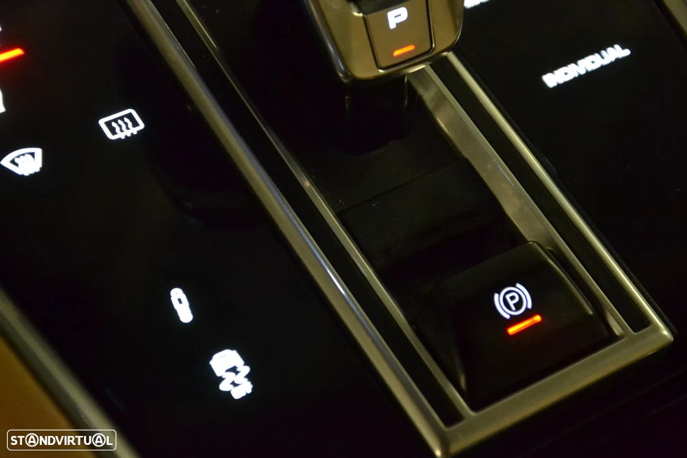 Porsche Panamera Sport Turismo 4 E-Hybrid Platinum Edition - 38