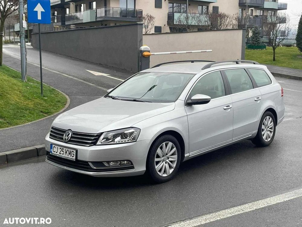 Volkswagen Passat 2.0 TDI BlueMotion Technology Comfortline DSG - 1